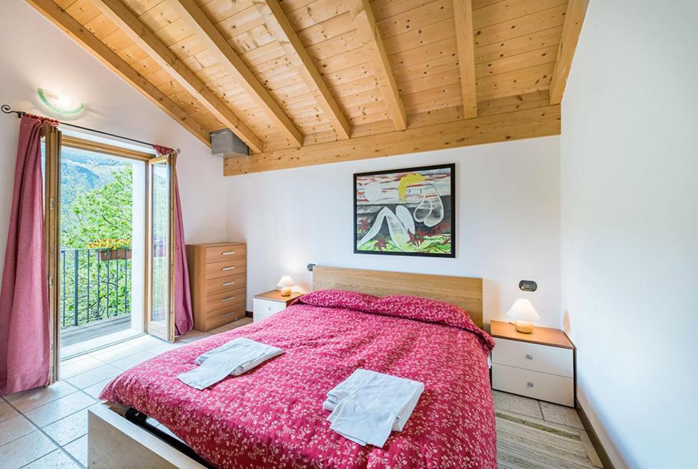 Agriturismo La Fonte Di Mariella Gravedona Eksteriør billede