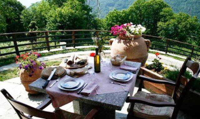 Agriturismo La Fonte Di Mariella Gravedona Eksteriør billede