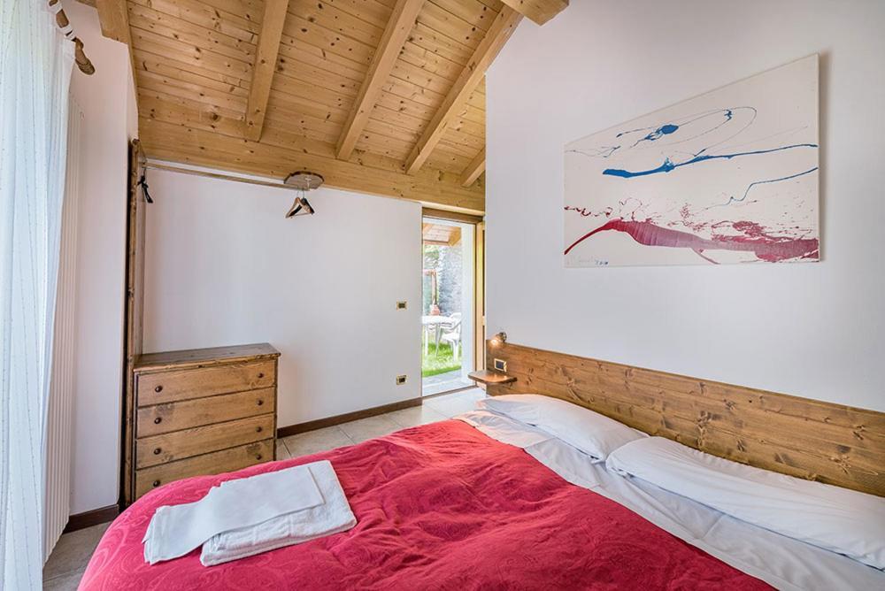 Agriturismo La Fonte Di Mariella Gravedona Eksteriør billede